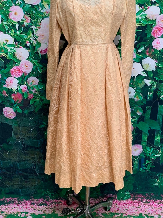 50s Peach Lace Party Dress Fit and Flare XS - image 4