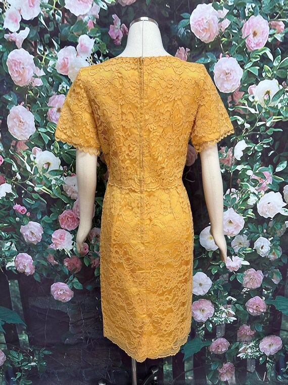 50s Golden Yellow Lace Wiggle Dress - image 7