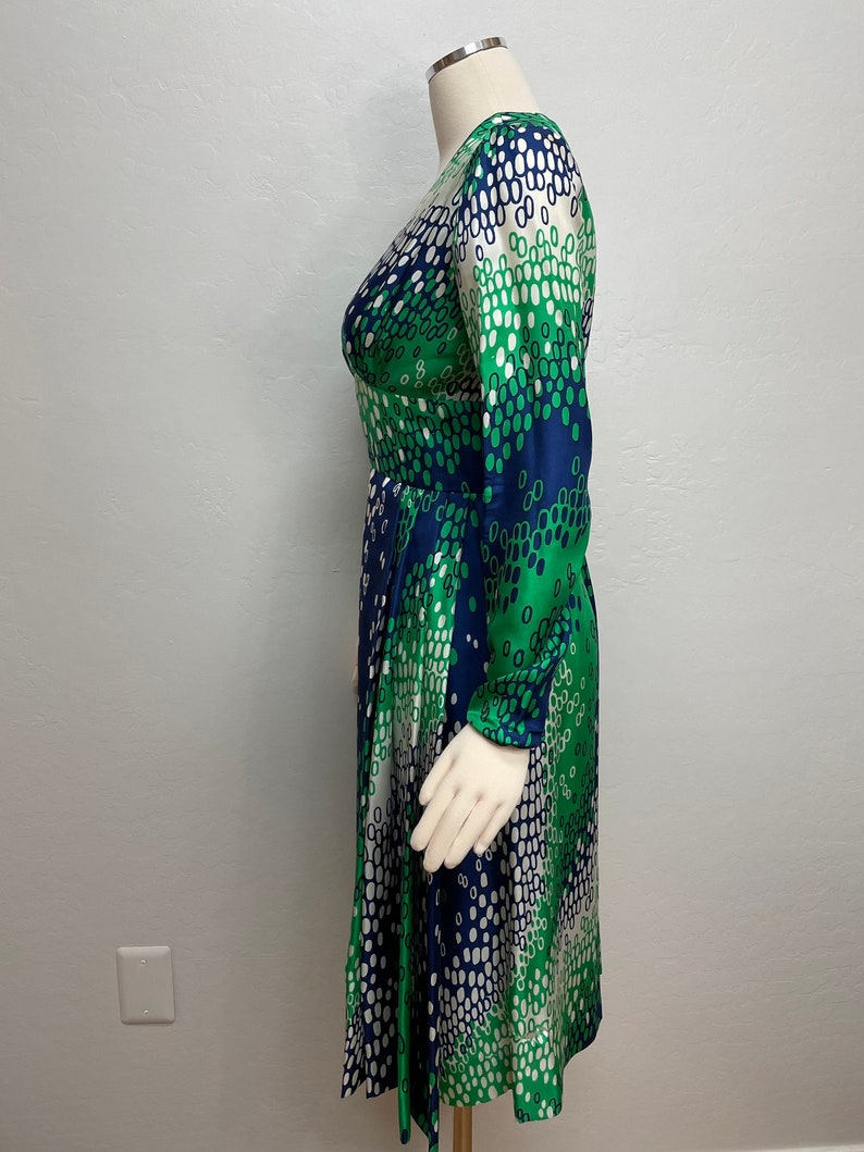 70s Elizabeth Arden Green Silk Mod Dress Small image 6