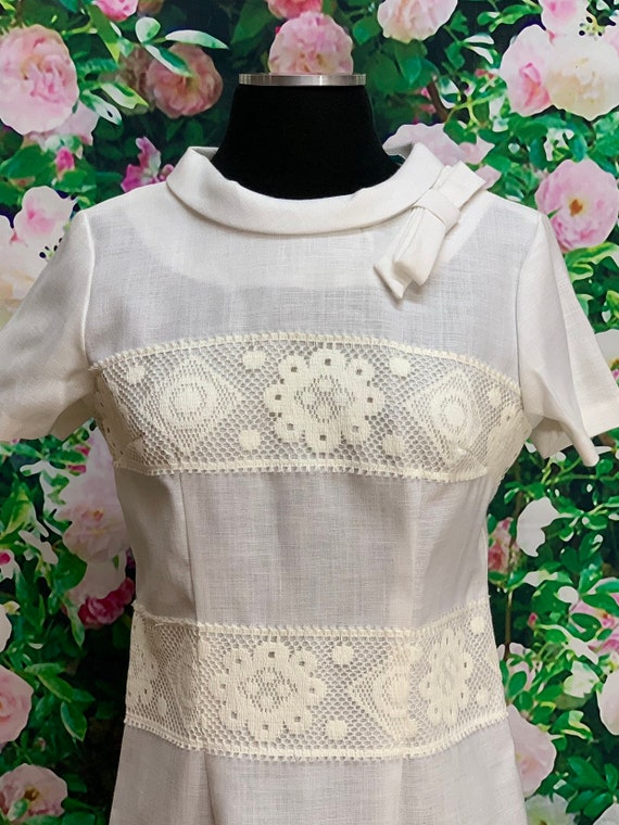 60s Carol Brent White Lace Dress Rayon Floral Med… - image 2