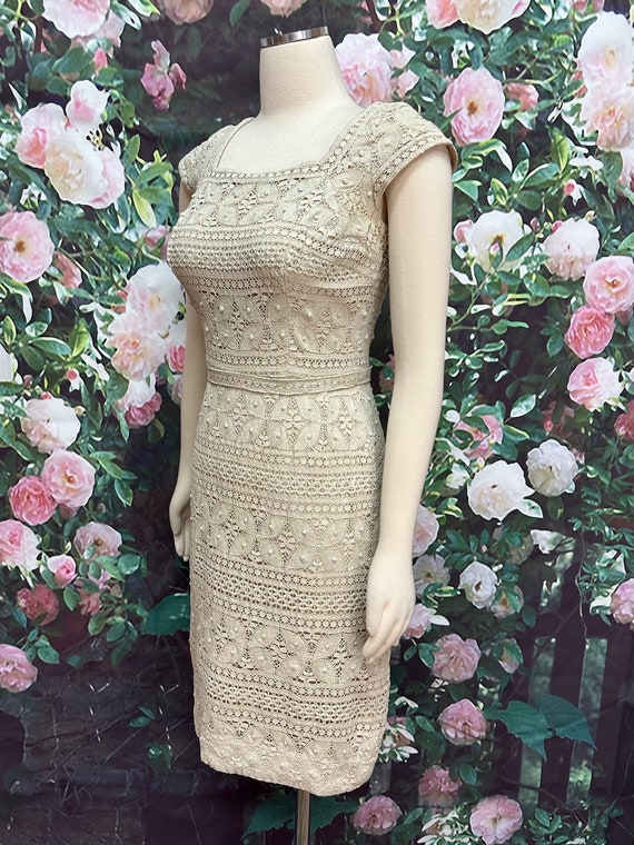 60s Peggy Hunt Beige Crochet Lace Dress - image 6