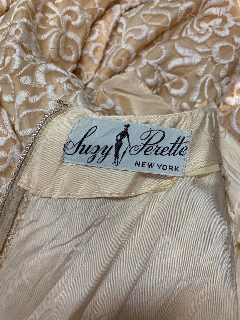 50s Suzy Perette Gold Party Dress Embroidered Flowers