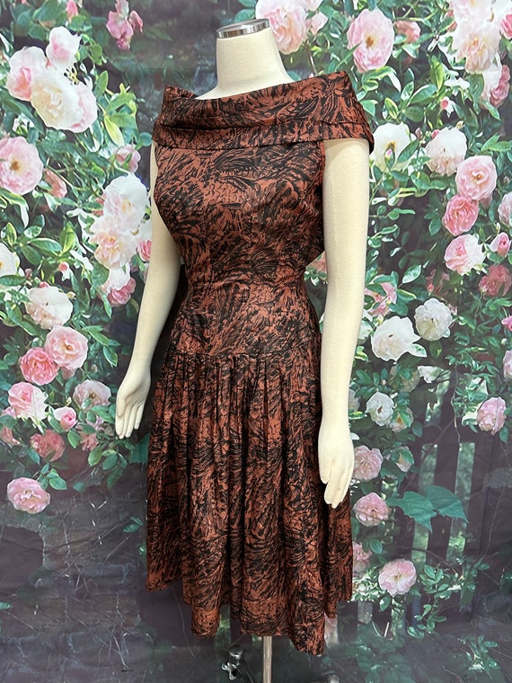 50’s Brown Patterned Taffeta Dress Cowl Neck Back… - image 4