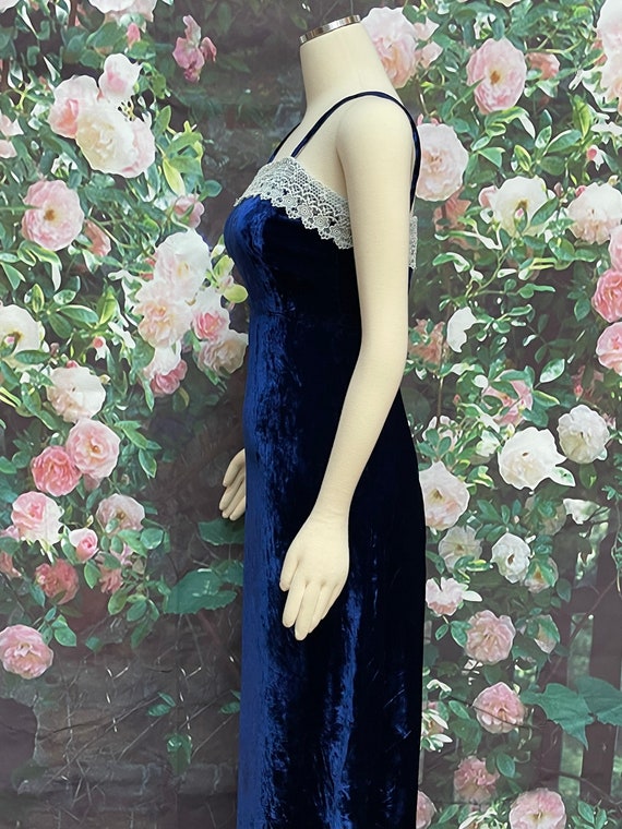 80s Sylvia Ann Blue Velvet Sheath Maxi Dress Hang… - image 7