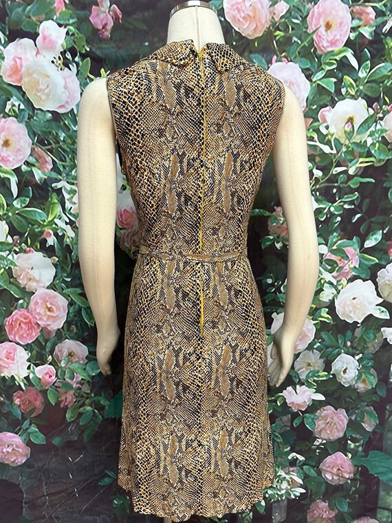 70s Brown Python Snake Print Shift Dress - image 9