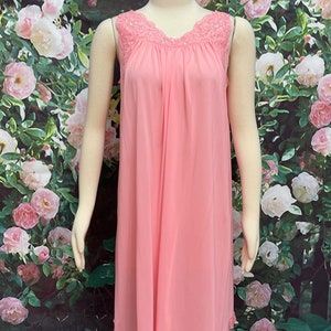 60s Shadowline Rose Pink Peignoir Negligee Nylon Nightgown Small image 6