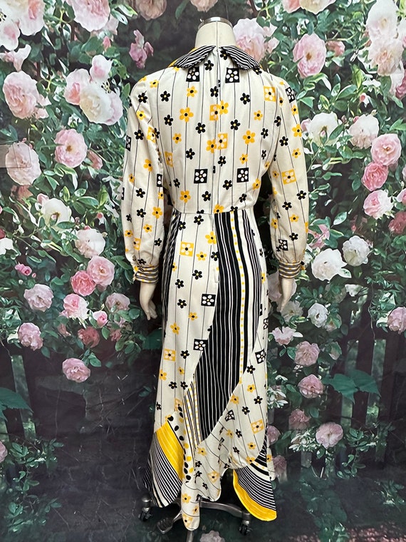 70s Julie Miller White Floral Dress Groovy Print … - image 7