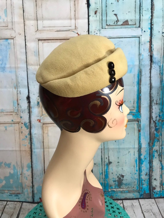 50s Camel Wool Hat Cloche Pyr Lane Rhinestone But… - image 4