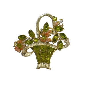 60s Dodds Peridot Chip Flower Basket Brooch