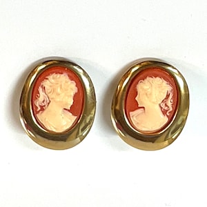 80s Gold Oval Cameo Clip Fashion Earrings Victorian Style Deadstock