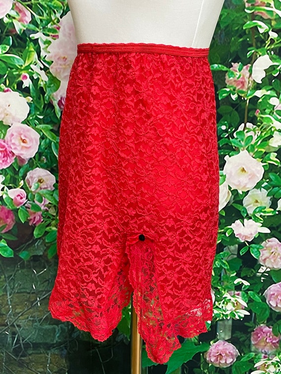 60s Glydons Red Floral Chantilly Lace Half Slip S… - image 2