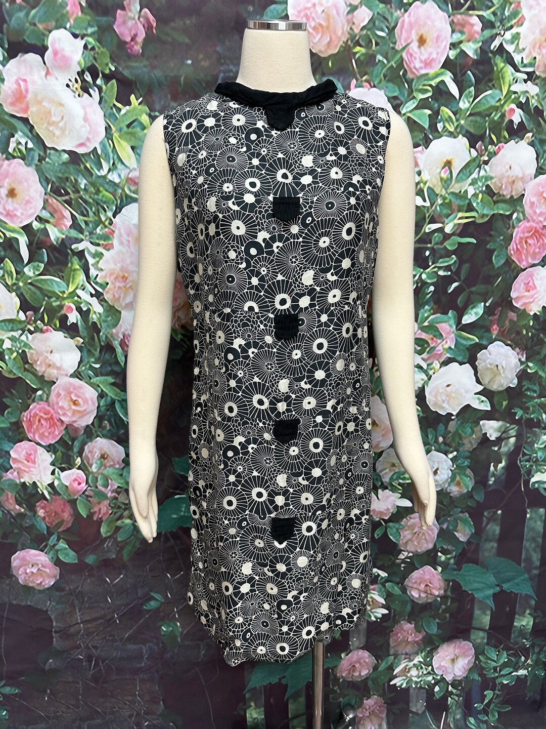 dusty blue mother of the bride dress Dusty Blue Mother Of Bride Dress A-Line Appliques 3/4 Sleeves V-Neck Tea-Length Chiffon Mother Of The Bride Dress
