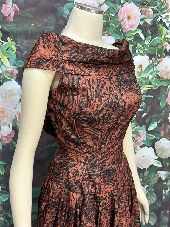 50’s Brown Patterned Taffeta Dress Cowl Neck Back… - image 6