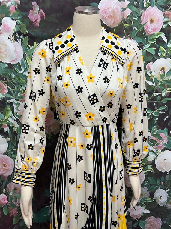 70s Julie Miller White Floral Dress Groovy Print … - image 3