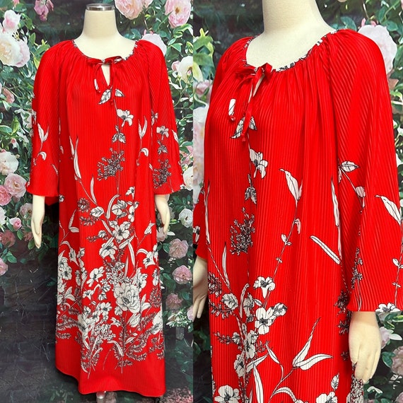 80s California Dynasty Red Pleated Floral Caftan - image 1