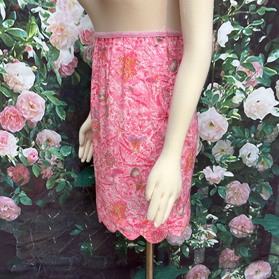 60s Pink Taffeta Butterfly Print Half Slip - image 5