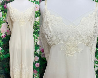 Chiffon Slip Dress Elegant Prom Slip Dress WeddingParty Dress C2006 Retro Swing Dress White Spaghetti Strap Fit and Flare Chiffon Dress