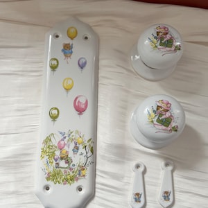 Vintage Kinderzimmer Dekor Türschild und Knöpfe Cottagecore Mäuse Dekoration England