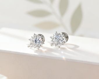 Pendientes de clip de copo de nieve plateados, raros pendientes de clip en espiral sin dolor, diamantes falsos invisibles para orejas sin perforar, regalo para el Día de la Madre.
