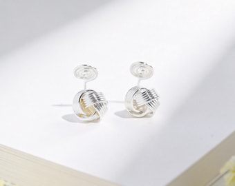 Minimalistische garen bal knoop clip oorbellen - pijnloos onzichtbare spiraalvormige studs voor oren zonder gaatjes - sierlijke gouden knoop sieraden cadeau voor haar