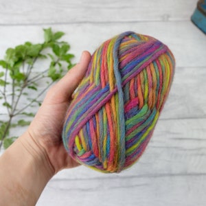 Rainbow yarn, super chunky wool, 100% wool, weaving yarn image 1