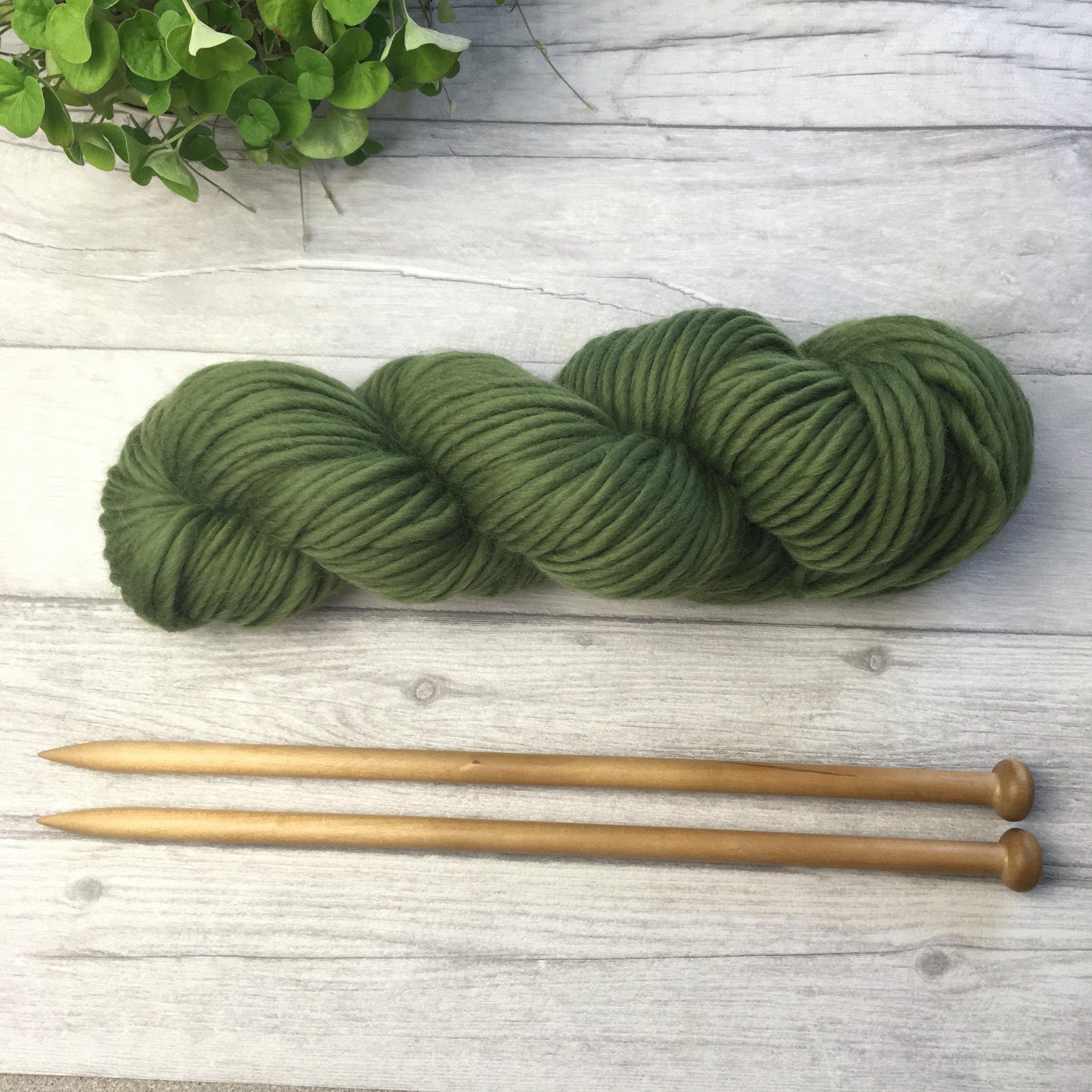 Olive Yarn, Super Chunky Merino Wool Yarn, Green Yarn, Bulky Merino Yarn 