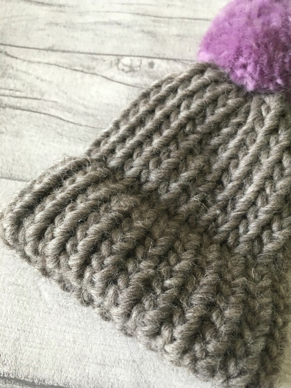 Cappello in lana merino lavorato all'uncinetto per bambini all'ingrosso per  il tuo negozio - Faire Italia