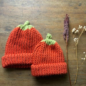 Knitted pumpkin hat in range of sizes - Halloween outfit