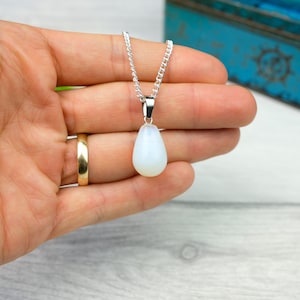 Colour changing opalite necklace gifts, mood necklace, opaline jewellery - gemstone necklace - moonstone necklace -  crystal necklace
