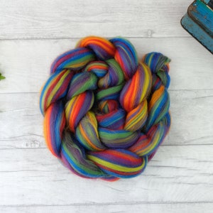 Rainbow roving wool tops, merino wool spinning fiber, weaving wool, felting fibre image 1