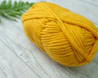 Wool yarn for weaving knitting crochet etc - Buttercup yellow merino wool yarn