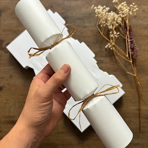 Crackers bianchi, crea i tuoi, riempi i tuoi, cracker riempibili, bomboniere fai da te, cracker fai da te, attività per la vigilia di Natale, decorazioni per la tavola nuziale