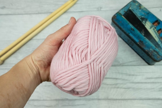 Pastel Pink Chunky Yarn, Merino Wool Yarn, Knitting Weaving Crochet 