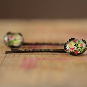 Set of floral hair slides inspired by retro flower patterns floral bobby pins bridesmaids hair accessories graduation gift birthday gift