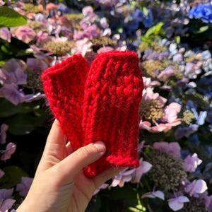 Guantes de punto de lana merino roja para niños, guantes suaves 100 % de lana merino, guantes para niños de 2 a 5 años, guantes cálidos de invierno, prendas de punto hechas a mano