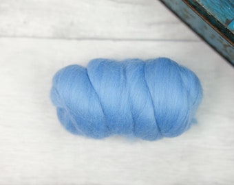 Cornflower blue roving for fibre crafts including spinning felting and weaving - FREE SHIPPING