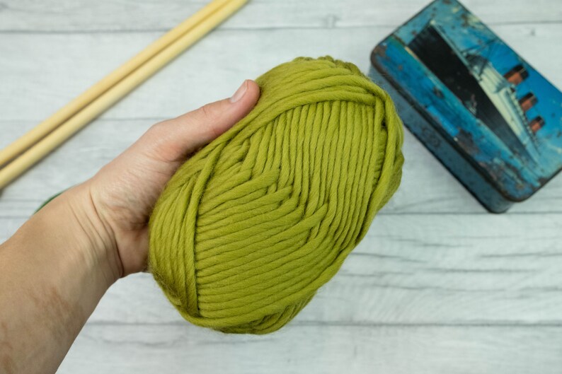 Moss Green Merino Wool Yarn Weaving Wool Knitting Yarn Etsy