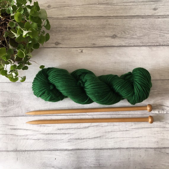 Pine Green Merino Wool Yarn Super Chunky Wool Super Bulky Yarn for