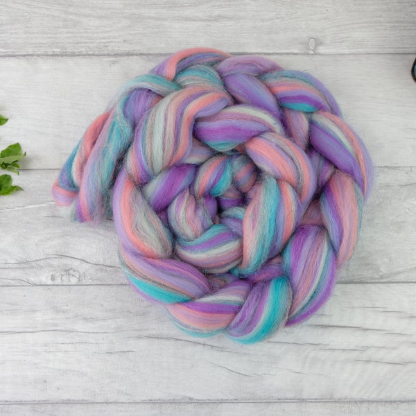 Pastel rainbow colours merino wool roving blend - weaving needle felting wet felting spinning fibre craft