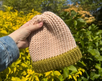 Bonnet ADULTE tricoté à la main - 100 % laine mérinos