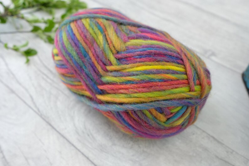 Rainbow yarn, super chunky wool, 100% wool, weaving yarn image 8