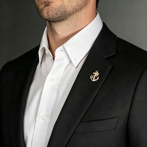 Gouden ankerreversspeld, nautisch herenpak accessoire, bruidsjonkers cadeau, stropdas Tack broche, marine veteranen matroos cadeau, huwelijkssieraden voor hem