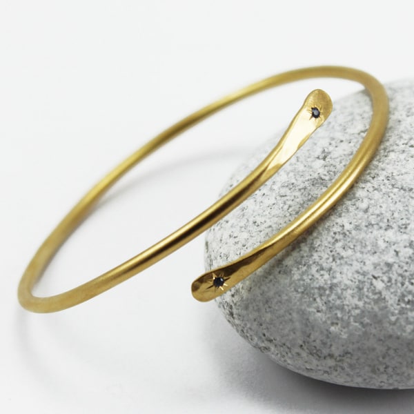 Birthstone bracelet Gold Open adjustable bangle Stackable cuff bracelets Hammered Stacking bypass bracelet