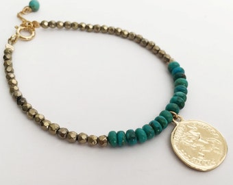 Coin bracelet Gemstone boho bracelet Coral turquoise bracelet Colourful bohochic bracelet Gemstone bracelet with gold coin charm