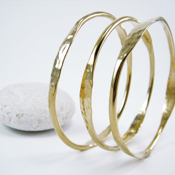 Hammered stackable bangle Gold Stack Bracelet Rustic bangle gold stacking bangle Hammered gold bangle