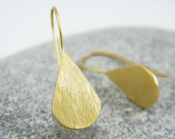 Gold dangle drop earrings Tear drop earrings Small dangle earrings gold drop earrings