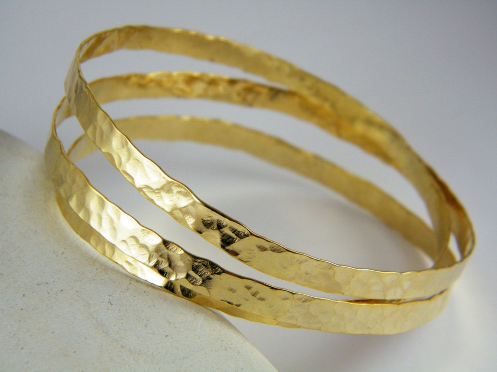 Hammered Gold and Diamond Cuff Bracelet in Solid 14K Yellow Gold