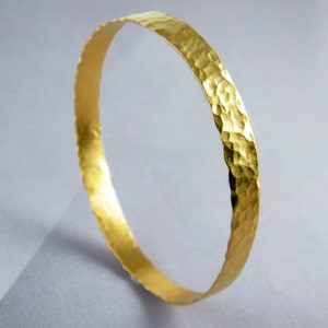 Hammered bangle , gold hammered bangle , textured gold bangle , thin gold bangle