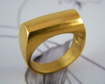 Gold signet ring rectangle ring