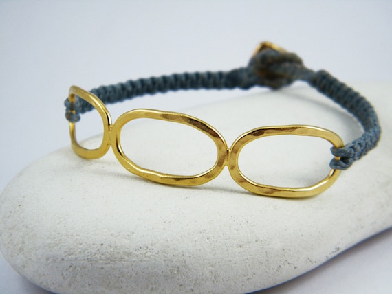 Gold macrame bracelet Hammered gold bracelet Woven Friendship bracelet Hemp bracelet Gold oval loops bracelet